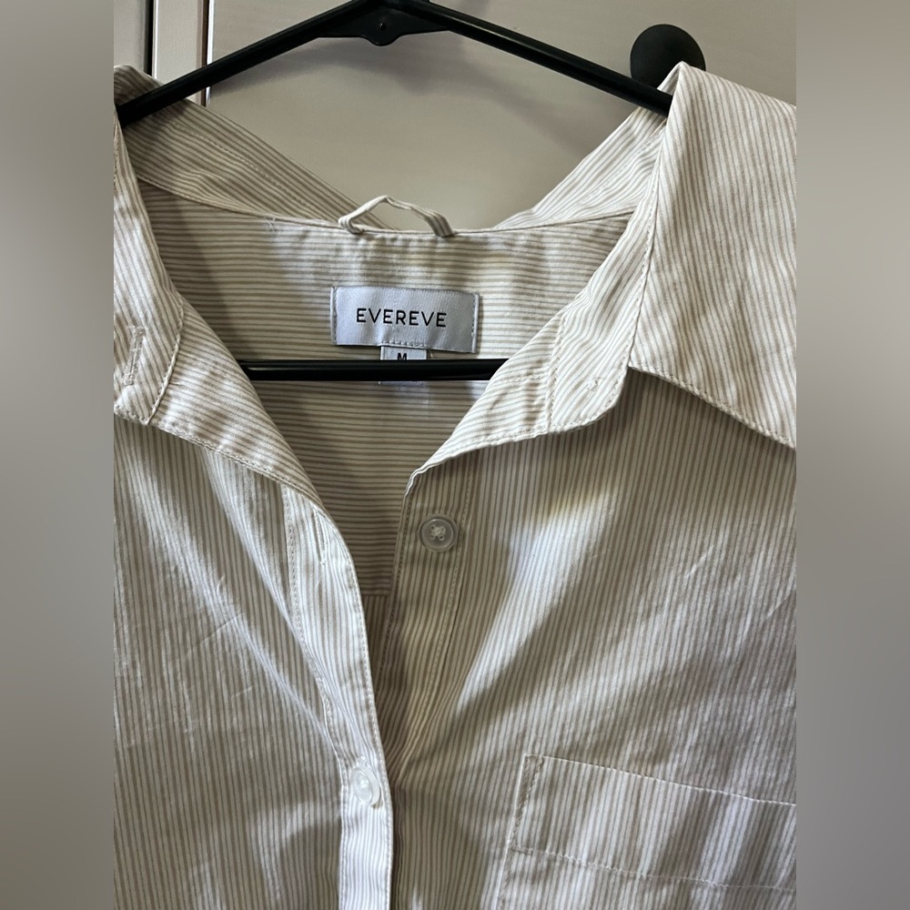 Worn once EUC Evereve modern button down - Picture 3 of 4